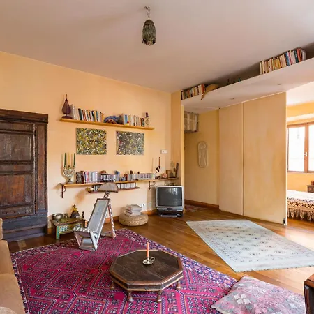 'colo' By Interhome Daire